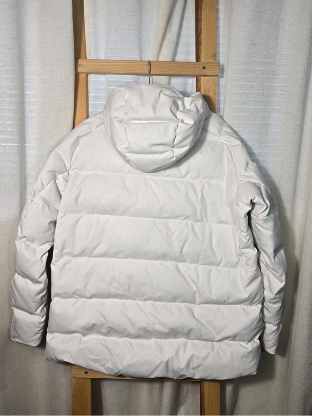 LuluLemon wunder men White down Puffer Jacket with Hood - Picture 2 of 7